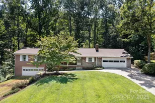 109 Rusty Ln, Hendersonville, NC 28791 - Photo 2