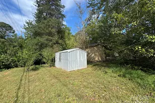 300 E Cedar St, Yadkinville, NC 27055 - Photo 10