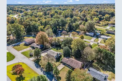 2340 24th Avenue NE, Hickory, NC 28601 - Photo 44