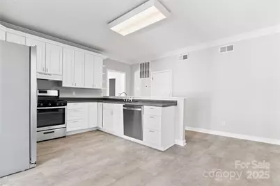 300 Congress Street N, York, SC 29745 - Photo 18