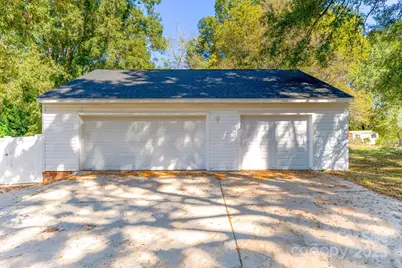 300 Congress Street N, York, SC 29745 - Photo 4