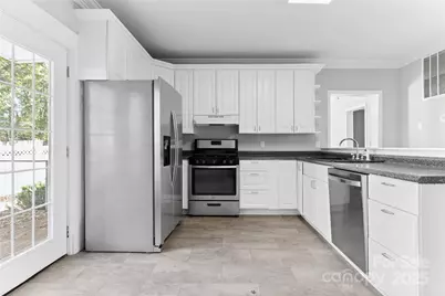 300 Congress Street N, York, SC 29745 - Photo 20