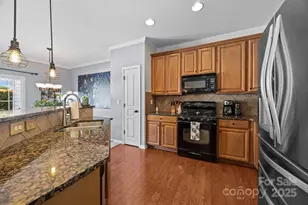 8036 Lynwood Square, Waxhaw, NC 28173 - Photo 16