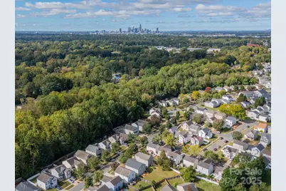 1637 Jakobson Drive, Charlotte, NC 28215 - Photo 44