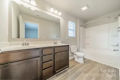 1637 Jakobson Drive, Charlotte, NC 28215 - Photo 24