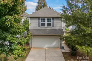 1637 Jakobson Dr, Charlotte, NC 28215 - Photo 2