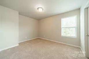 1637 Jakobson Dr, Charlotte, NC 28215 - Photo 28