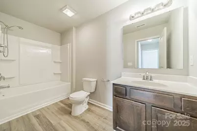 1637 Jakobson Drive, Charlotte, NC 28215 - Photo 30