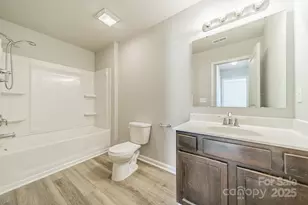 1637 Jakobson Dr, Charlotte, NC 28215 - Photo 30