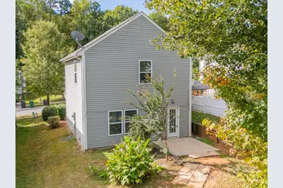 1637 Jakobson Drive, Charlotte, NC 28215 - Photo 32