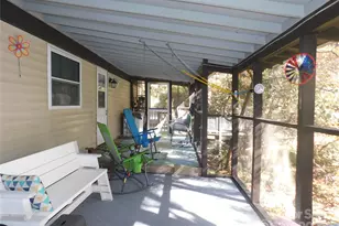 88 E Poplar Dr, Hendersonville, NC 28792 - Photo 14