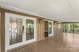 212 Riverside Dr, Morganton, NC 28655 - Photo 16