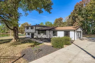 6210 Cora St, Charlotte, NC 28216 - Photo 1