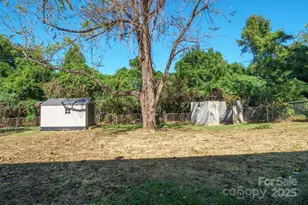 2409 Abelwood Rd, Charlotte, NC 28216 - Photo 36