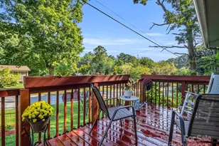 285 Cosmos Dr, Hendersonville, NC 28791 - Photo 10