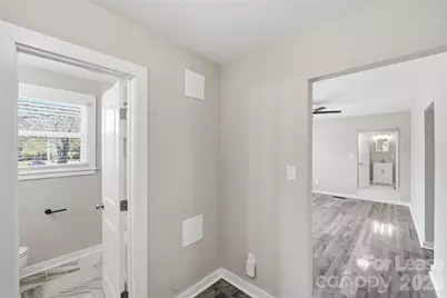 2301 Shamrock Drive, Charlotte, NC 28205 - Photo 24