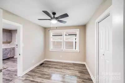 2301 Shamrock Drive, Charlotte, NC 28205 - Photo 10