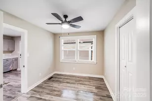 2301 Shamrock Dr, Charlotte, NC 28205 - Photo 10