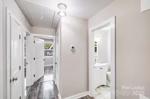 2301 Shamrock Dr, Charlotte, NC 28205 - Photo 16