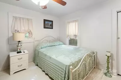 14840 US 25/70 Highway, Marshall, NC 28753 - Photo 22