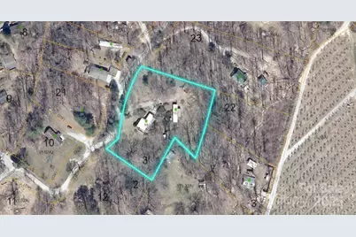 88 E Poplar Drive, Hendersonville, NC 28792 - Photo 1