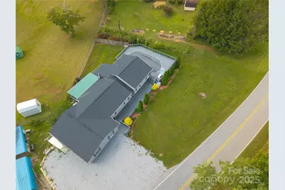 514 King Road, Flat Rock, NC 28731 - Photo 2