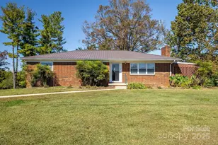 2106 Enon Rd, Morganton, NC 28655 - Photo 2