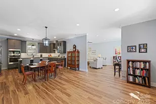 85 Garnet Spg Ln, Waynesville, NC 28785 - Photo 6