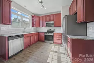 115 Sun Ridge Dr, Mooresville, NC 28117 - Photo 2