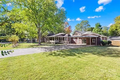 700 Chestnut Lane, Matthews, NC 28104 - Photo 8