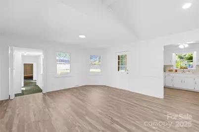 700 Chestnut Lane, Matthews, NC 28104 - Photo 16