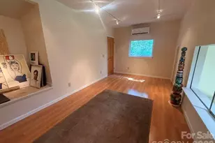 160 Caledonia Rd, Landrum, SC 29356 - Photo 24