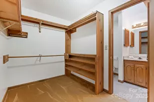 6 Haw Creek Cir, Asheville, NC 28805 - Photo 10