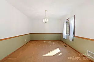 6 Haw Creek Cir, Asheville, NC 28805 - Photo 6