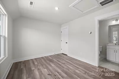 3007 Jolene Court, Charlotte, NC 28206 - Photo 6