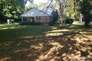 3937 Belcross Dr, Charlotte, NC 28205 - Photo 6