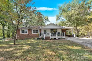 841 Knowles Dr, Dallas, NC 28034 - Photo 4