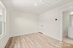 3011 Jolene Ct, Charlotte, NC 28206 - Photo 8