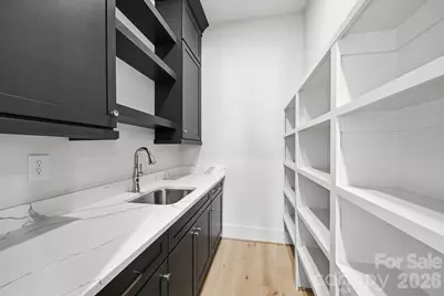 7245 Westrow Avenue, Charlotte, NC 28278 - Photo 4