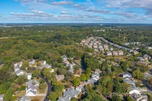 8708 Ellington Park Dr, Charlotte, NC 28277 - Photo 40