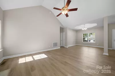 125 Grafton Place, Troutman, NC 28166 - Photo 8