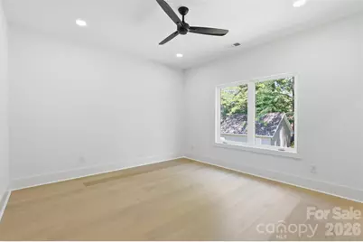 2649 Laburnum Avenue, Charlotte, NC 28205 - Photo 32