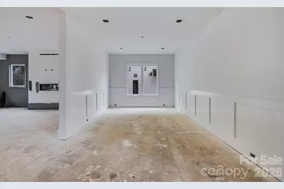 2649 Laburnum Avenue, Charlotte, NC 28205 - Photo 8
