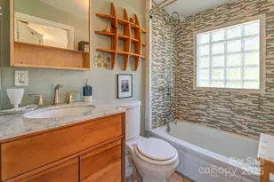 32 Merion Dr, Asheville, NC 28806 - Photo 16