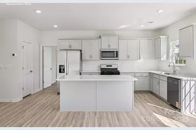 530 Dazzle Loop, Newton, NC 28658 - Photo 10