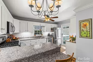 9 Hilltop Rd, Asheville, NC 28803 - Photo 10