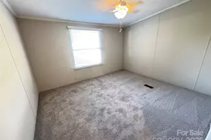 406 W Mill St, Landis, NC 28088 - Photo 20