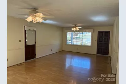 707 Sandalwood Lane, Kings Mountain, NC 28086 - Photo 6