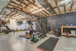 140 Lakeview Ave, Brevard, NC 28712 - Photo 32