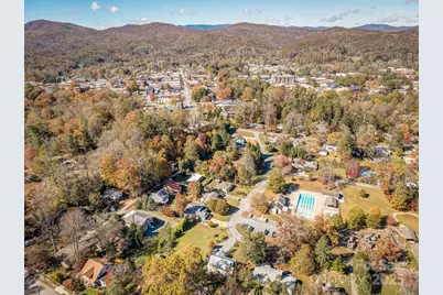 140 Lakeview Avenue, Brevard, NC 28712 - Photo 36